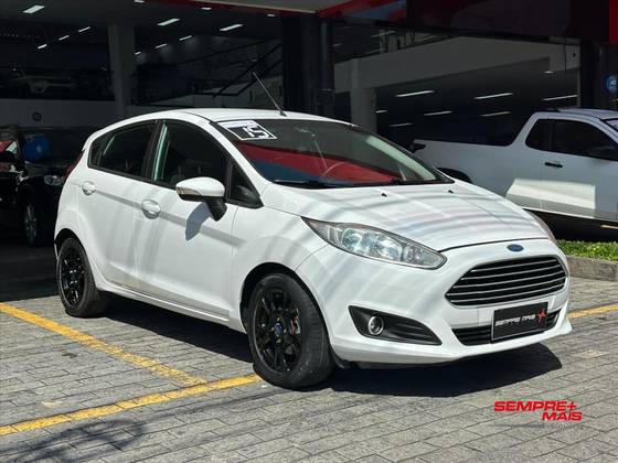 FORD FIESTA 1.6 SE HATCH 16V FLEX 4P POWERSHIFT